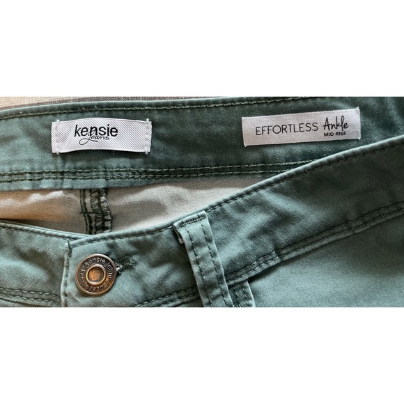 Effortless Ankle Jeans From Kensie! - Picture 4 of 4